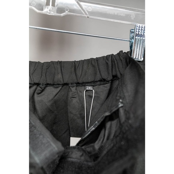 Women's Black Poly/Spandex shorts w Sewn in Briefs, 2xl - Picture 3 of 3
